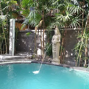 https://pondok-bambu-homestay.ubudhotelsnow.com
