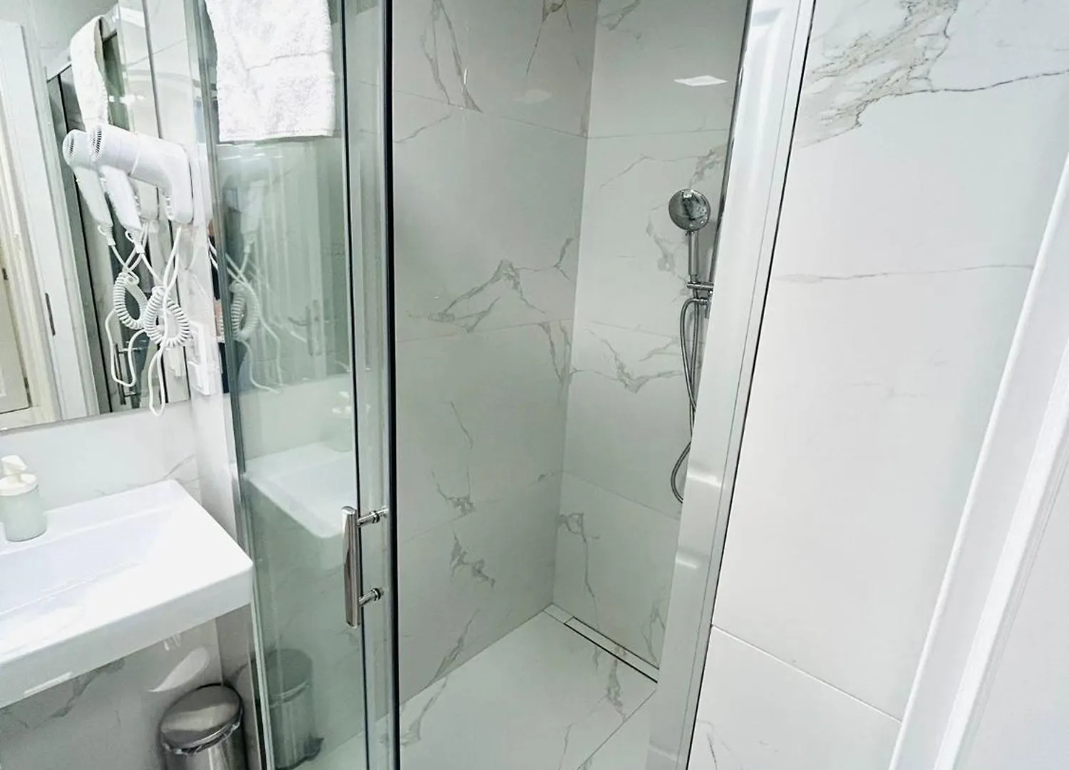 براغ Zelezna - Old Town View Residence 0*,